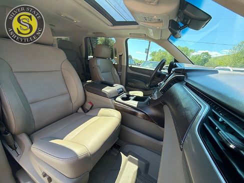 Used 2019 Chevrolet Tahoe LT image 19