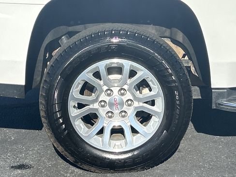 Used 2017 GMC Yukon SLT RWD image 34