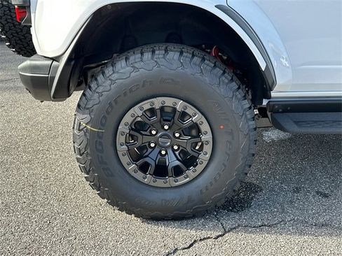 New 2025 Ford Bronco Raptor image 17