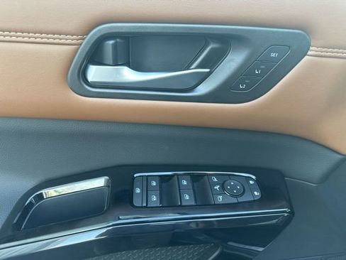 New 2026 Nissan Pathfinder Platinum w/ Cargo Package image 31