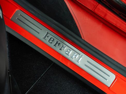 Used 2021 Ferrari SF90 Stradale image 21