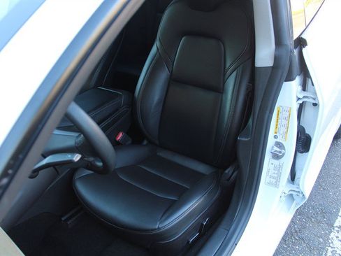 Used 2023 Tesla Model 3 Standard Range RWD image 21