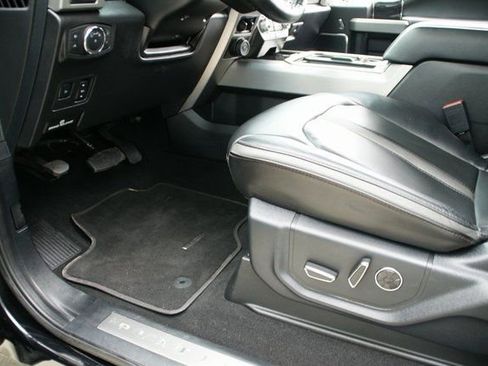 Used 2020 Ford F450 Platinum w/ Snow Plow Prep Package image 20