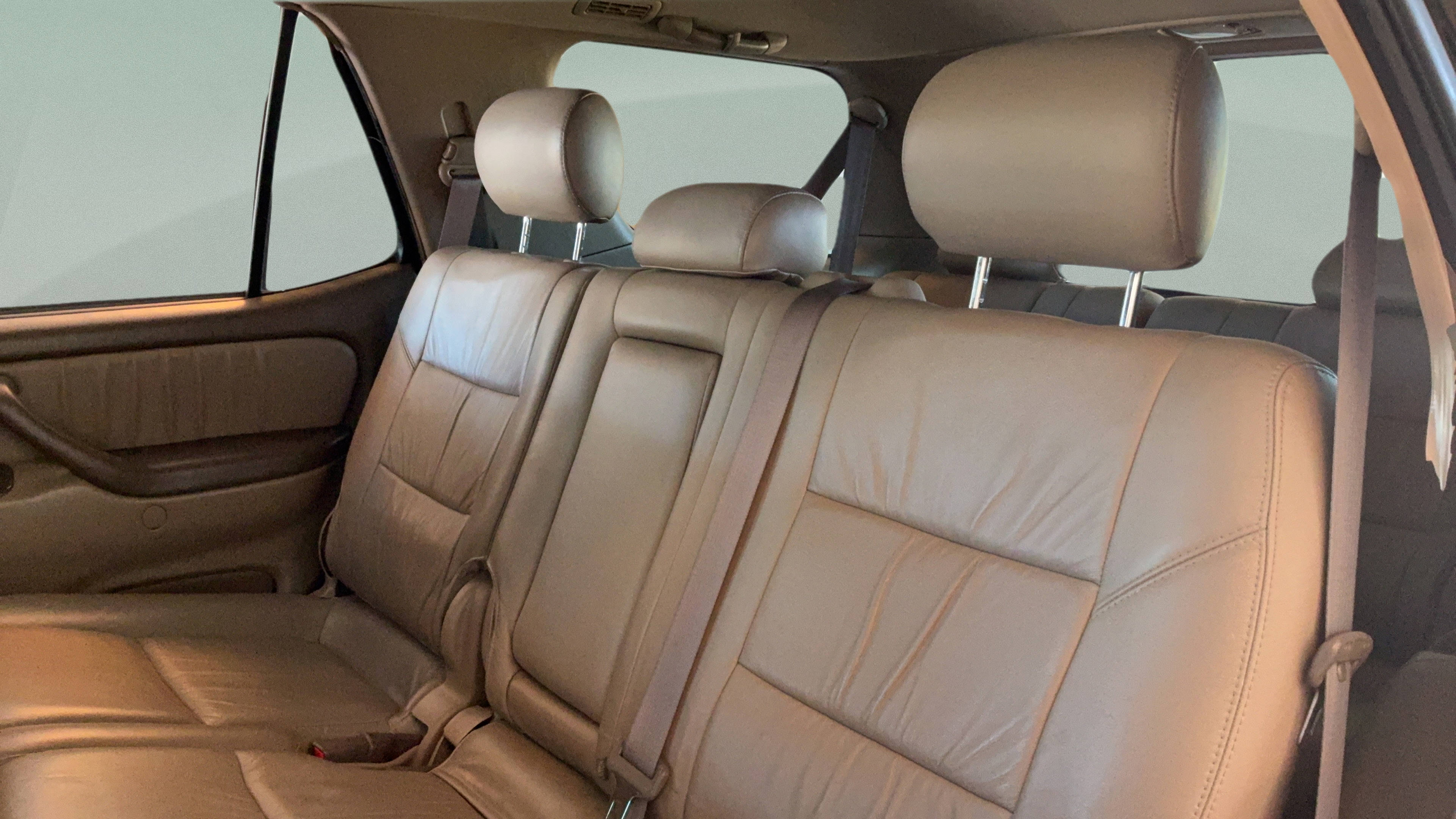 Used 2003 Toyota Sequoia Limited AWD/4WD image 32