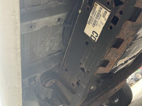 Used 2015 Chevrolet Express 2500 2500 3dr Cargo Van image 9