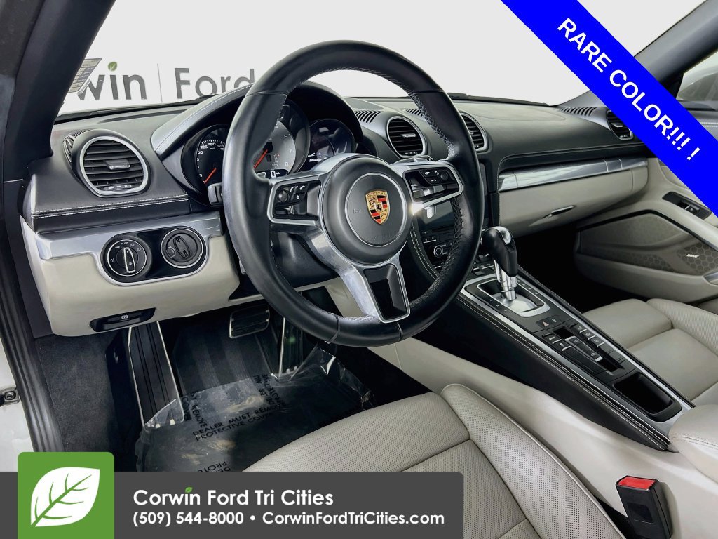 Used 2019 Porsche 718 Boxster S RWD image 2