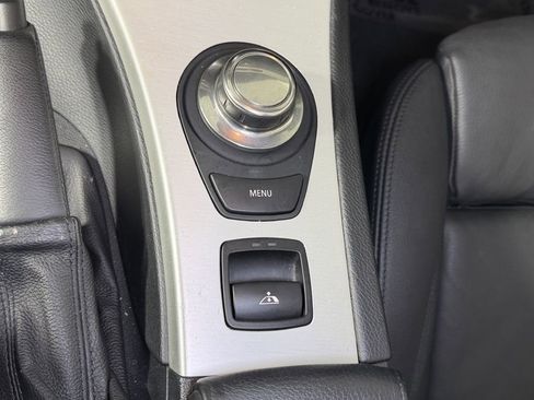 Used 2008 BMW 335i Convertible w/ Premium Pkg image 35