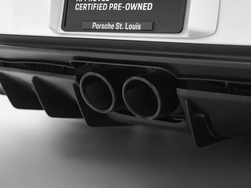 Used 2022 Porsche 911 GT3 image 24