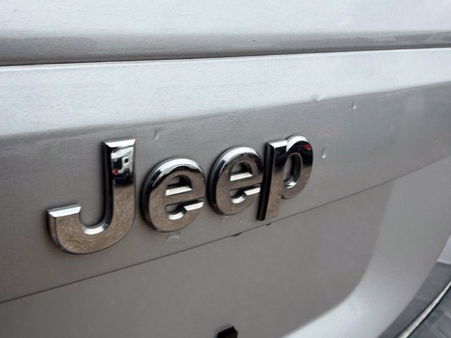 Used 2010 Jeep Patriot Latitude AWD/4WD image 13