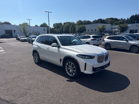 Used 2026 BMW X5 xDrive40i w/ Climate Comfort Package AWD/4WD image 7