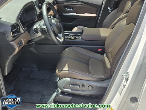 Used 2024 Honda Pilot Elite image 10
