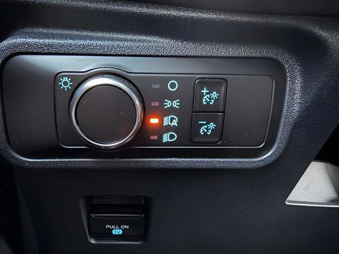 Used 2023 Ford Bronco Everglades image 15