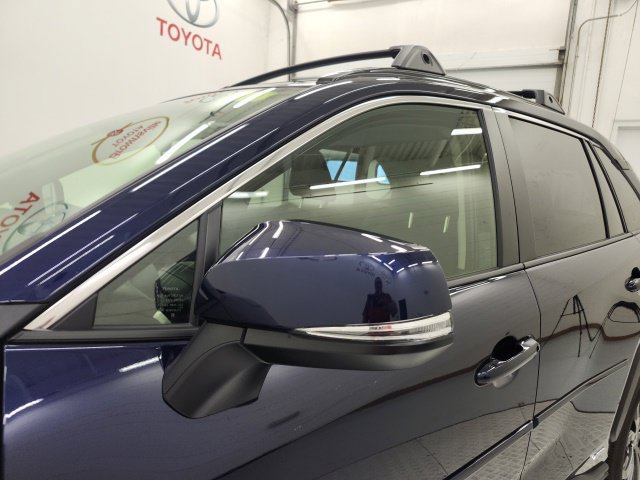 Certified 2025 Toyota RAV4 XLE Premium AWD/4WD image 12
