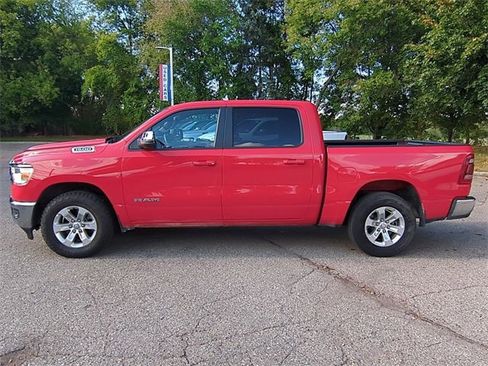 Used 2024 RAM 1500 Laramie image 2