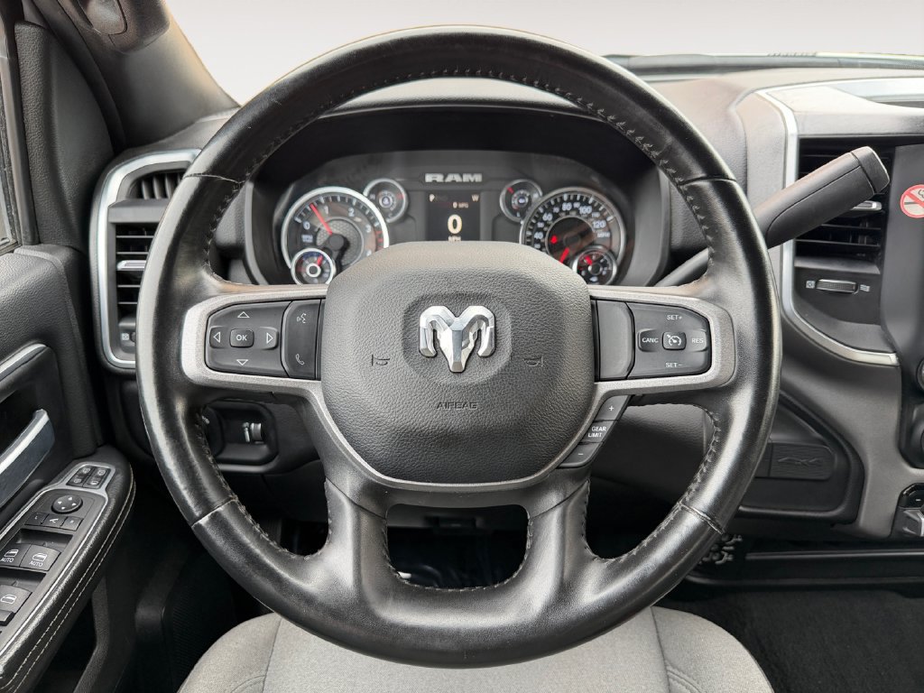 Used 2024 RAM 2500 Big Horn AWD/4WD image 23