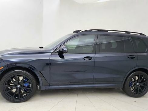 Used 2026 BMW X7 xDrive40i w/ M Sport Package image 3