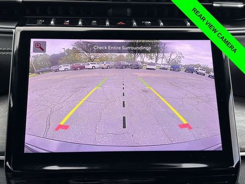 Used 2023 Jeep Grand Cherokee Limited w/ Black Appearance Package AWD/4WD image 17