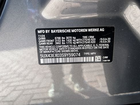 Certified 2025 BMW X6 M60i AWD/4WD image 35