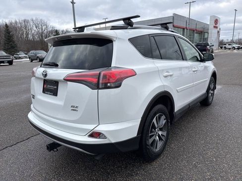 Used 2018 Toyota RAV4 XLE image 12
