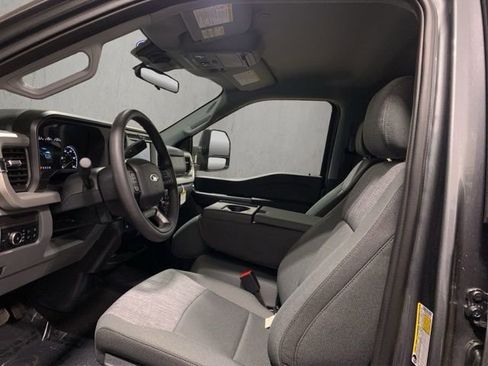 New 2026 Ford F250 XLT w/ FX4 Off-Road Package AWD/4WD image 9
