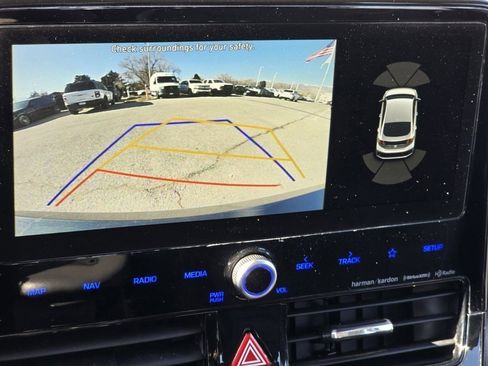 Used 2020 Hyundai Ioniq Limited image 6