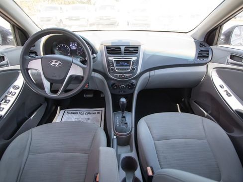 Used 2016 Hyundai Accent SE FWD image 14