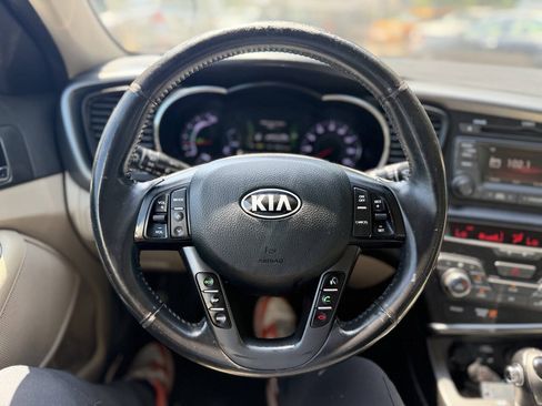 Used 2013 Kia Optima LX w/ Hybrid Convenience Pkg FWD image 12