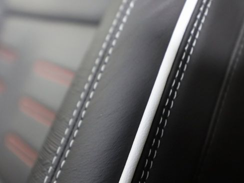 Used 2025 GMC Yukon XL AT4 Ultimate image 46