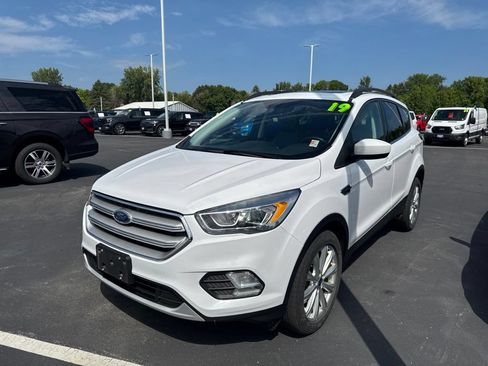 Used 2019 Ford Escape SEL AWD/4WD image 1
