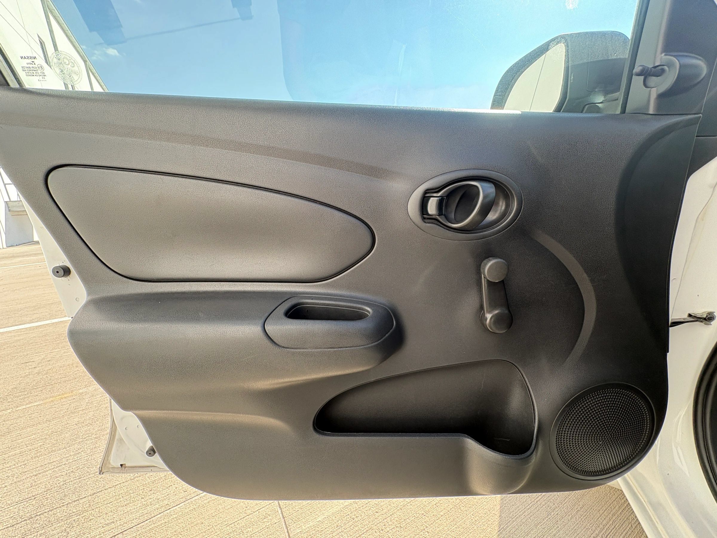 Used 2015 Nissan Versa S Plus FWD image 23