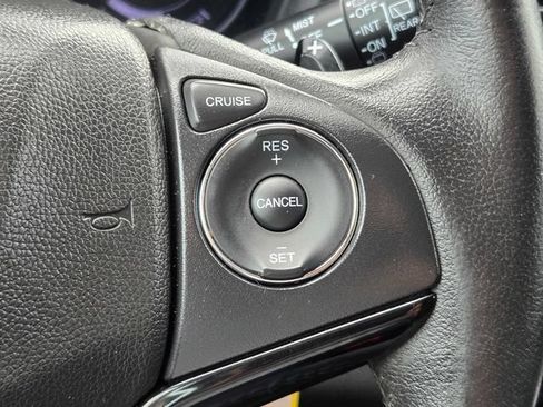 Used 2022 Honda HR-V Sport image 24