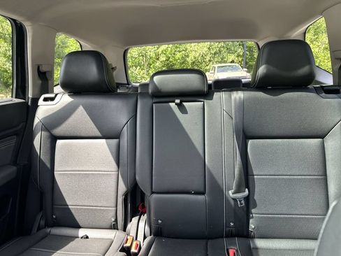Used 2023 Volkswagen Atlas SE w/ Panoramic Sunroof Package AWD/4WD image 28
