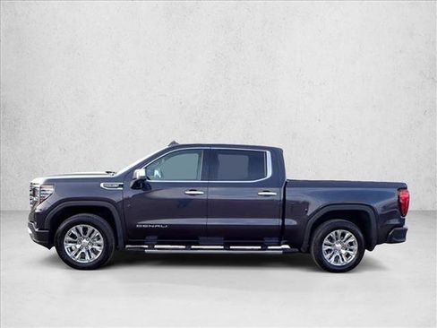 Used 2022 GMC Sierra 1500 Denali image 2