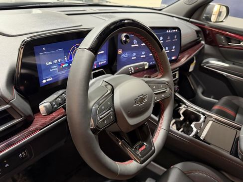 New 2026 Chevrolet Traverse RS w/ LPO, Floor Liner Package image 15