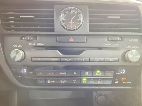 Used 2018 Lexus RX 450hL Luxury w/ Cold Area Package (CT) AWD/4WD image 20