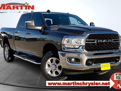 Used 2023 RAM 2500 Big Horn w/ Level 1 Equipment Group