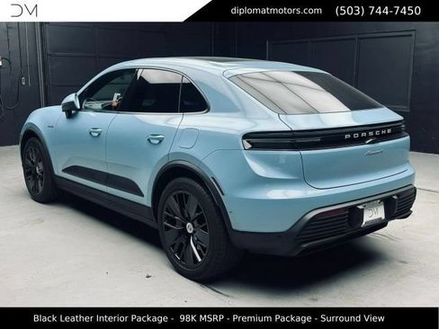 Used 2025 Porsche Macan 4 Electric AWD/4WD image 5