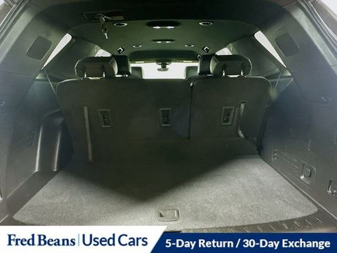 Used 2022 Chevrolet Traverse LT w/ LT Premium Package image 28
