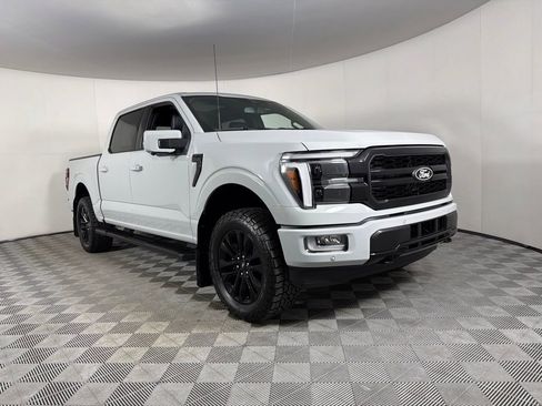 Used 2024 Ford F150 Lariat w/ Bed Utility Package AWD/4WD image 4