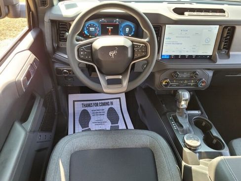 New 2025 Ford Bronco Base w/ Sasquatch Package image 7