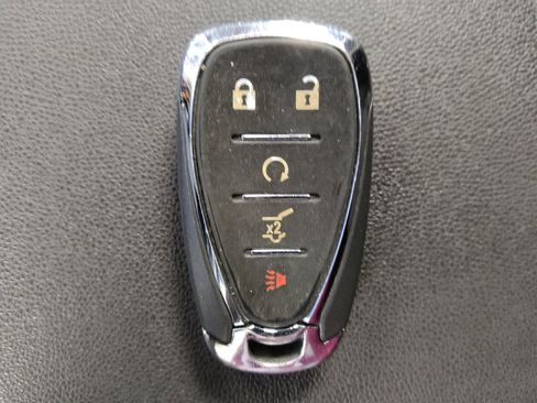 Used 2020 Chevrolet Equinox LT w/ Driver Convenience Package FWD image 32