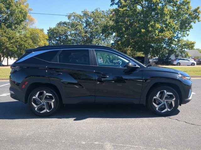 Used 2024 Hyundai Tucson SEL w/ Convenience Package AWD/4WD image 3
