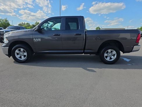 Used 2024 RAM 1500 Classic SLT AWD/4WD image 7
