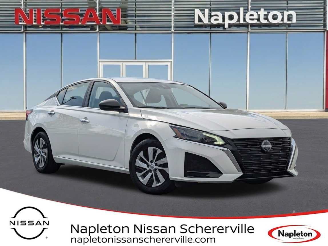 Used 2025 Nissan Altima 2.5 S FWD image 1