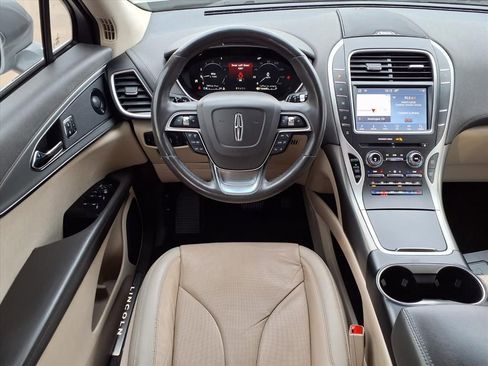 Used 2020 Lincoln Nautilus Reserve w/ Cargo Utility Package image 3