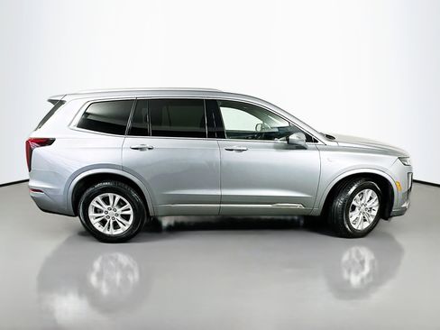 Used 2024 Cadillac XT6 Luxury AWD/4WD image 8