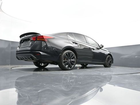 Used 2022 Nissan Altima 2.5 SR w/ Midnight Edition Package AWD/4WD image 41
