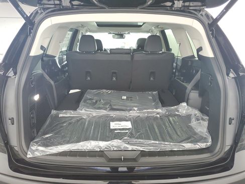 New 2026 Subaru Ascent Limited AWD/4WD image 32