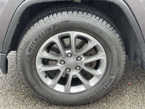 Used 2016 Jeep Grand Cherokee Limited image 11