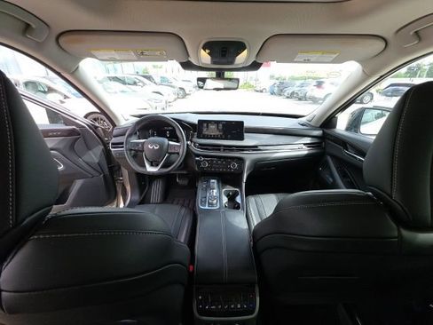 Used 2023 INFINITI QX60 Sensory w/ Vision Package image 26